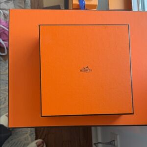 Hermes Orange Box